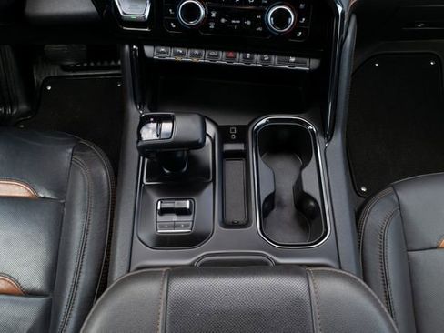 Used 2023 GMC Sierra 1500 AT4 image 34