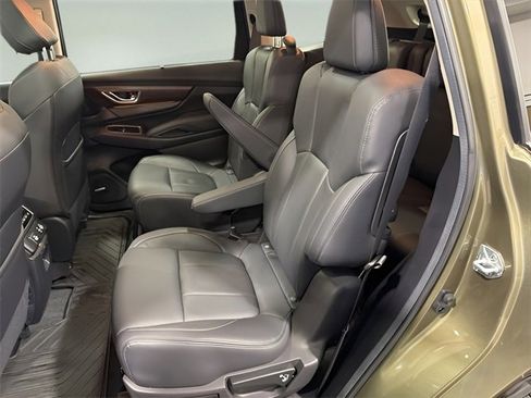 Used 2024 Subaru Ascent Touring image 31