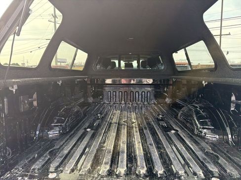 Used 2023 Ford F350 Lariat w/ FX4 Off-Road Package image 10