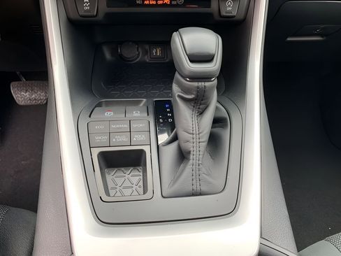 New 2025 Toyota RAV4 LE image 22