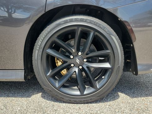 Used 2019 Dodge Charger Scat Pack w/ Stars & Stripes Edition RWD image 9