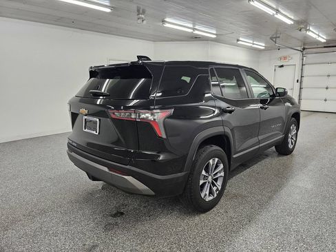 Used 2025 Chevrolet Equinox LT FWD image 4