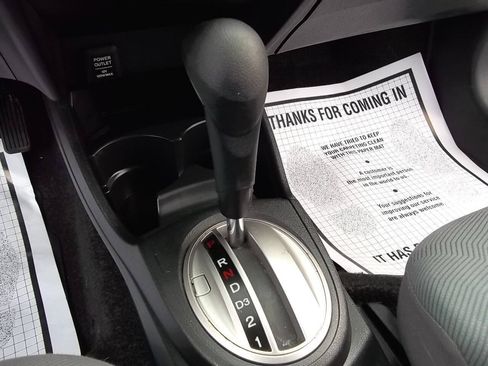 Used 2011 Honda Fit image 19