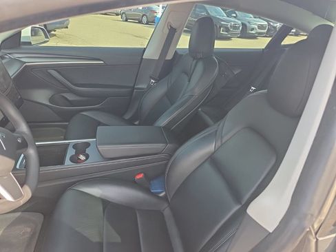 Used 2021 Tesla Model 3 Standard Range Plus RWD image 9