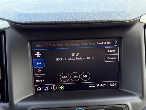 Used 2022 GMC Terrain SLE w/ Driver Convenience Package image 14