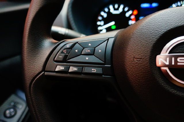Certified 2025 Nissan Sentra S FWD image 24
