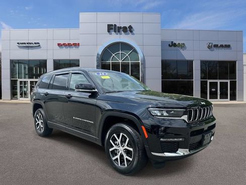 Used 2024 Jeep Grand Cherokee L Limited AWD/4WD image 1