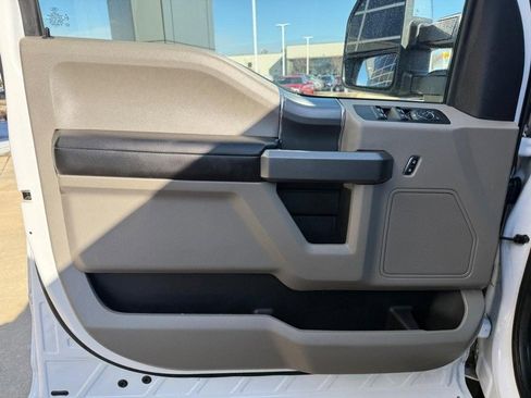 Used 2018 Ford F150 XLT w/ Equipment Group 302A Luxury image 18