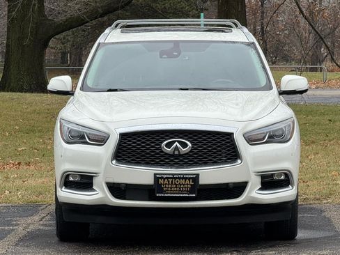 Used 2019 INFINITI QX60 Luxe w/ Essential Package image 10