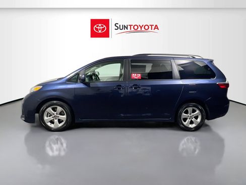 Used 2020 Toyota Sienna LE FWD image 6
