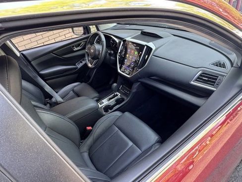 Used 2023 Subaru Ascent Limited AWD/4WD image 19
