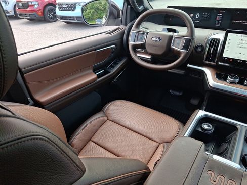 New 2027 Ford Expedition Max King Ranch AWD/4WD image 7