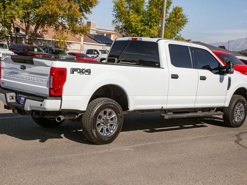 Used 2022 Ford F350 XLT w/ Black Appearance Package image 5