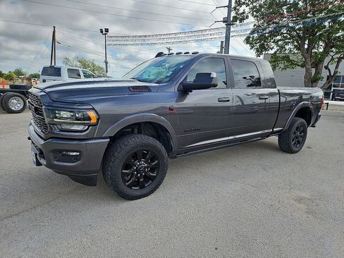 Used 2021 RAM 2500 Limited image 2