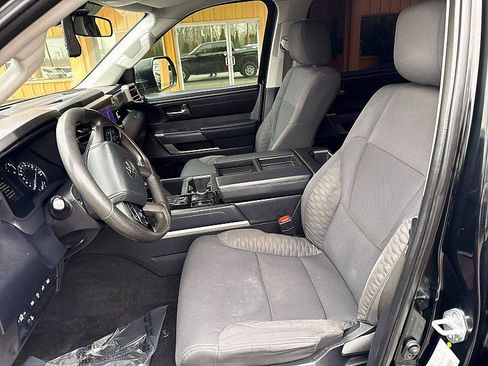 Used 2022 Toyota Tundra SR5 image 9