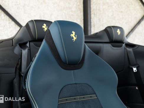 Used 2025 Ferrari Roma Spider RWD image 38
