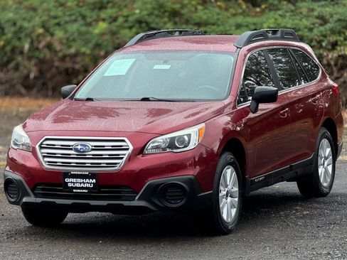 Used 2017 Subaru Outback 2.5i AWD/4WD image 3