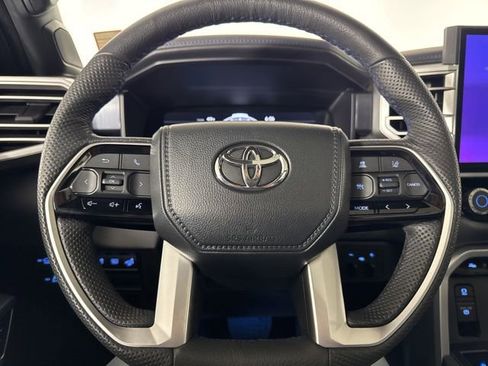 Used 2024 Toyota Sequoia Platinum image 21