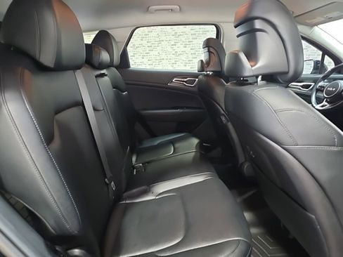 Used 2023 Kia Sportage EX FWD image 10