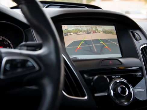 Used 2016 Ford Focus ST w/ Equipment Group 402A FWD image 20