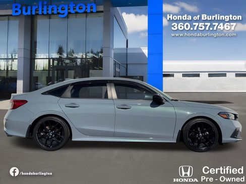 Used 2023 Honda Civic Sport image 8