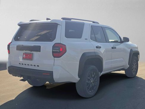 Certified 2026 Toyota 4Runner SR5 AWD/4WD image 3