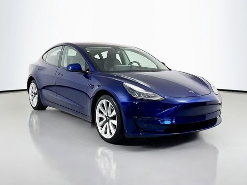 Used 2018 Tesla Model 3 Long Range image 3
