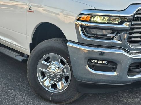 New 2026 RAM 2500 Tradesman AWD/4WD image 3