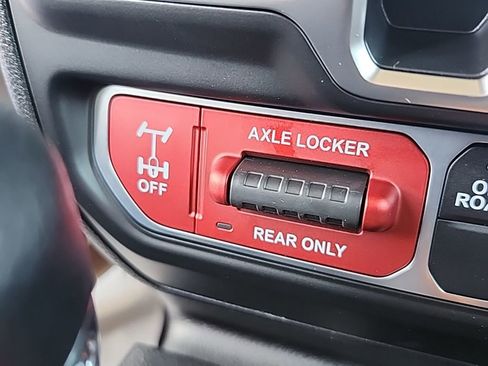 New 2026 Jeep Gladiator Sport AWD/4WD image 37