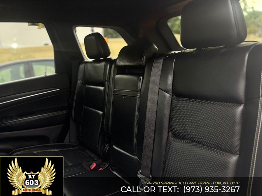 Used 2017 Jeep Grand Cherokee Limited w/ Luxury Group II AWD/4WD image 9