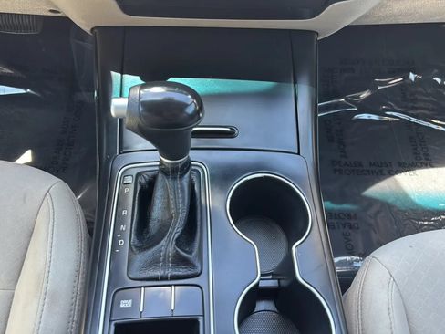 Used 2017 Kia Sorento FWD image 14