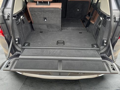 Used 2020 BMW X7 xDrive50i w/ Cold Weather Package image 38