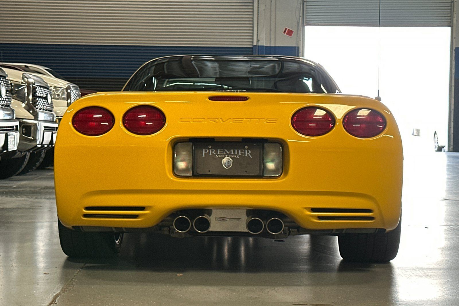Used 2004 Chevrolet Corvette Z06 w/ Memory Package RWD image 5