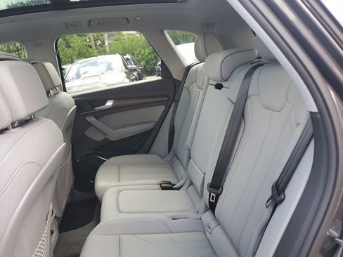 Used 2024 Audi Q5 2.0T Premium AWD/4WD image 27
