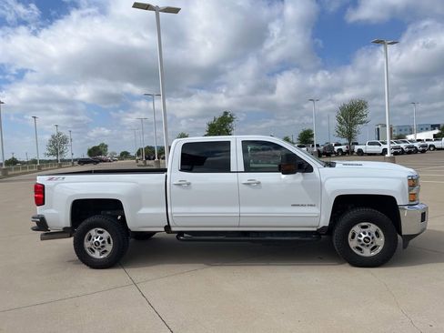 Used 2017 Chevrolet Silverado 2500 LT w/ LT Convenience Package image 6