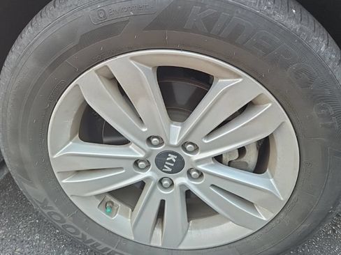 Used 2019 Kia Sportage LX AWD/4WD image 5