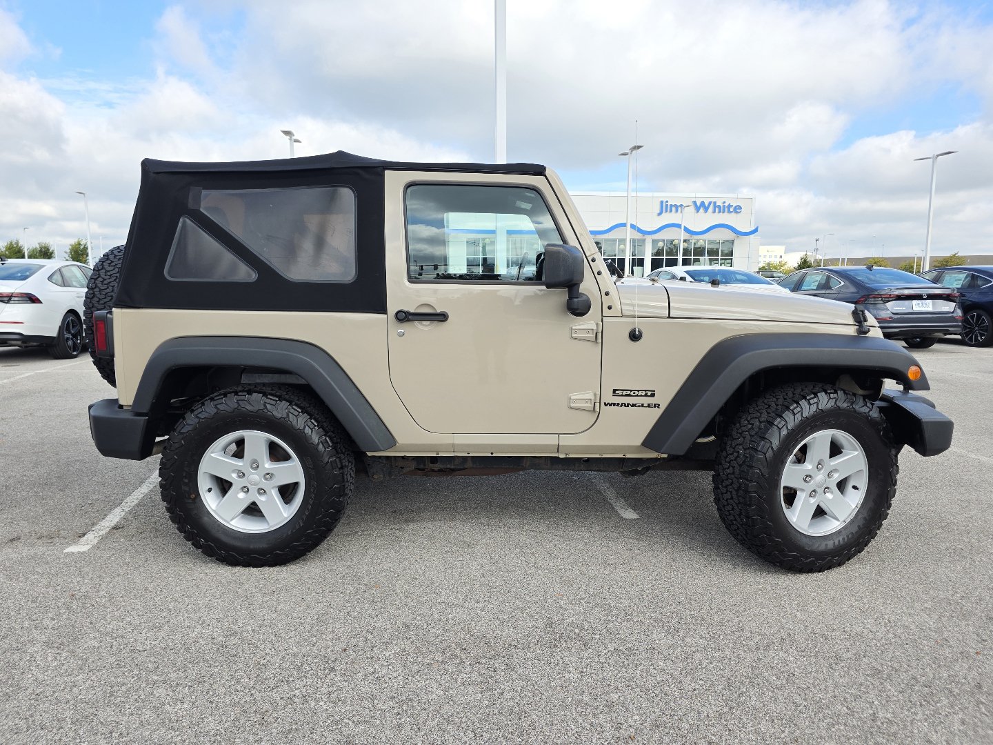 Used 2016 Jeep Wrangler Sport w/ Quick Order Package 23S AWD/4WD image 15