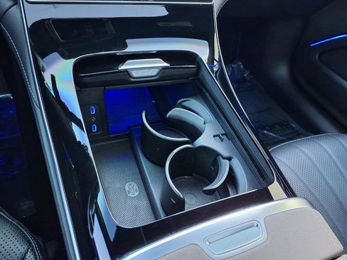 Used 2023 Mercedes-Benz EQS 450+ Sedan image 19