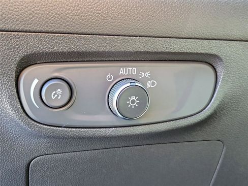 New 2026 Buick Encore GX Avenir w/ Avenir Technology Package AWD/4WD image 21