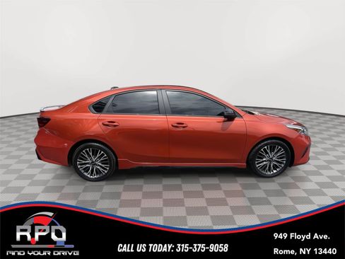 Used 2022 Kia Forte GT-Line w/ GT-Line Technology Package FWD image 6
