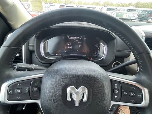 Used 2024 RAM 2500 Laramie w/ Safety Group AWD/4WD image 15
