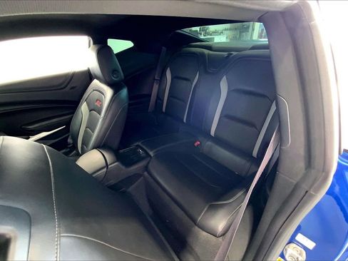 Used 2017 Chevrolet Camaro SS RWD image 24
