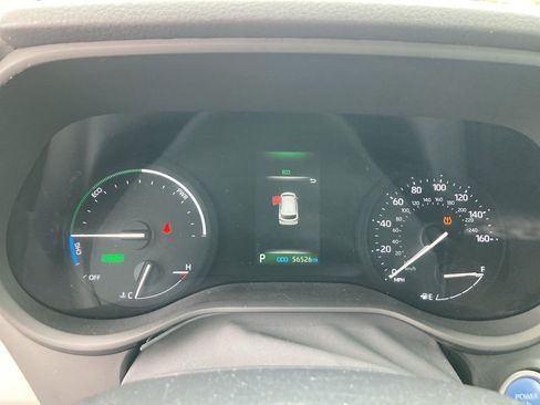 Used 2024 Toyota Sienna XLE image 16