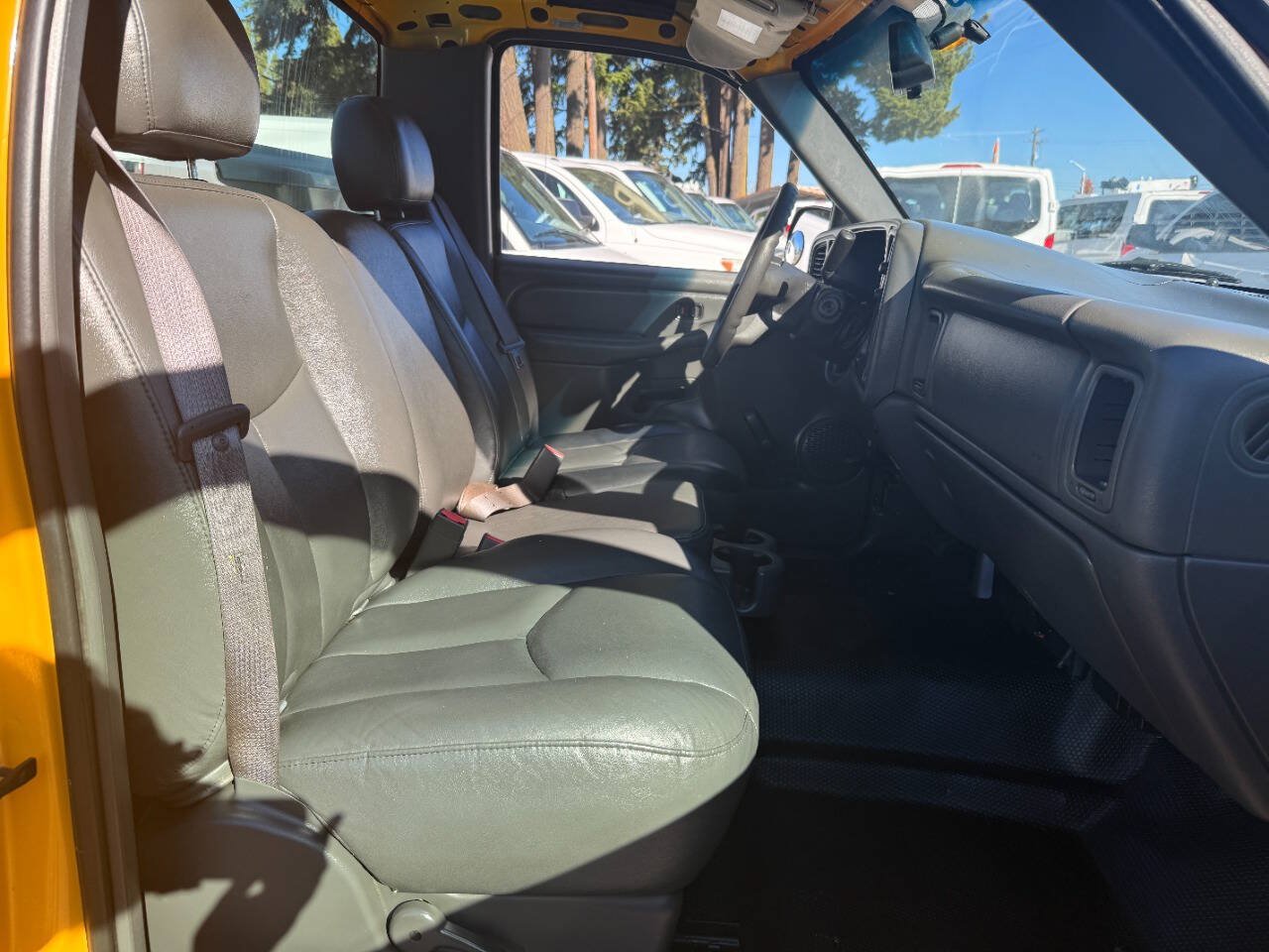 Used 2003 GMC Sierra 2500 W/T RWD image 13