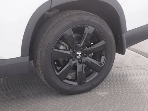 Used 2025 Honda Pilot Black Edition image 14