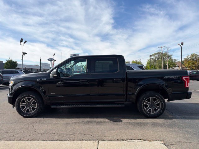 Used 2017 Ford F150 XLT w/ Equipment Group 302A Luxury AWD/4WD image 8