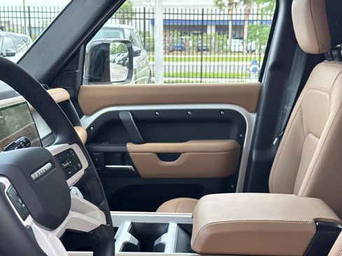 Certified 2025 Land Rover Defender 110 S image 19