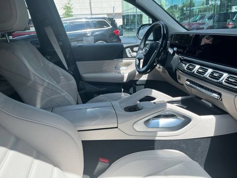Used 2024 Mercedes-Benz GLE 450e 4MATIC image 10