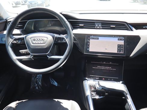 Used 2020 Audi e-tron Premium Plus AWD/4WD image 12