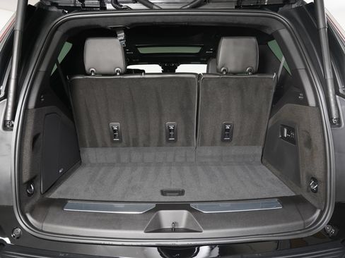 Used 2026 Cadillac Escalade V w/ LPO, ONYX Package AWD/4WD image 12